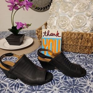 NEW Women Natural Soul Sandals 7.5
